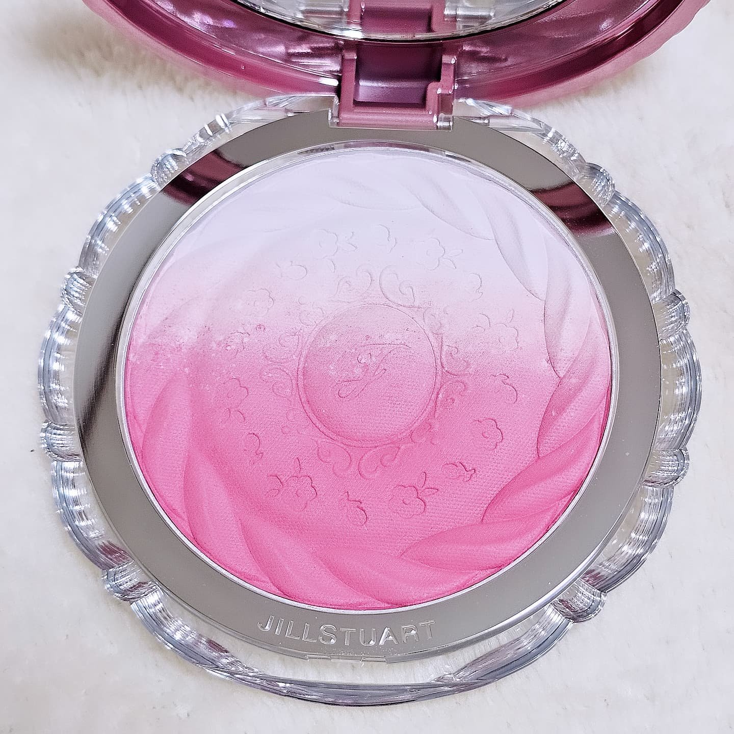 ジルスチュアート　パステルペタル ブラッシュ/JILL STUART/パウダーチークを使ったクチコミ（2枚目）