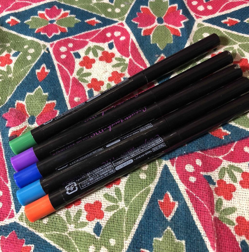 クレヨンタッチミー TMカラフルメイククレヨン/セリア/スティックアイシャドウを使ったクチコミ（2枚目）