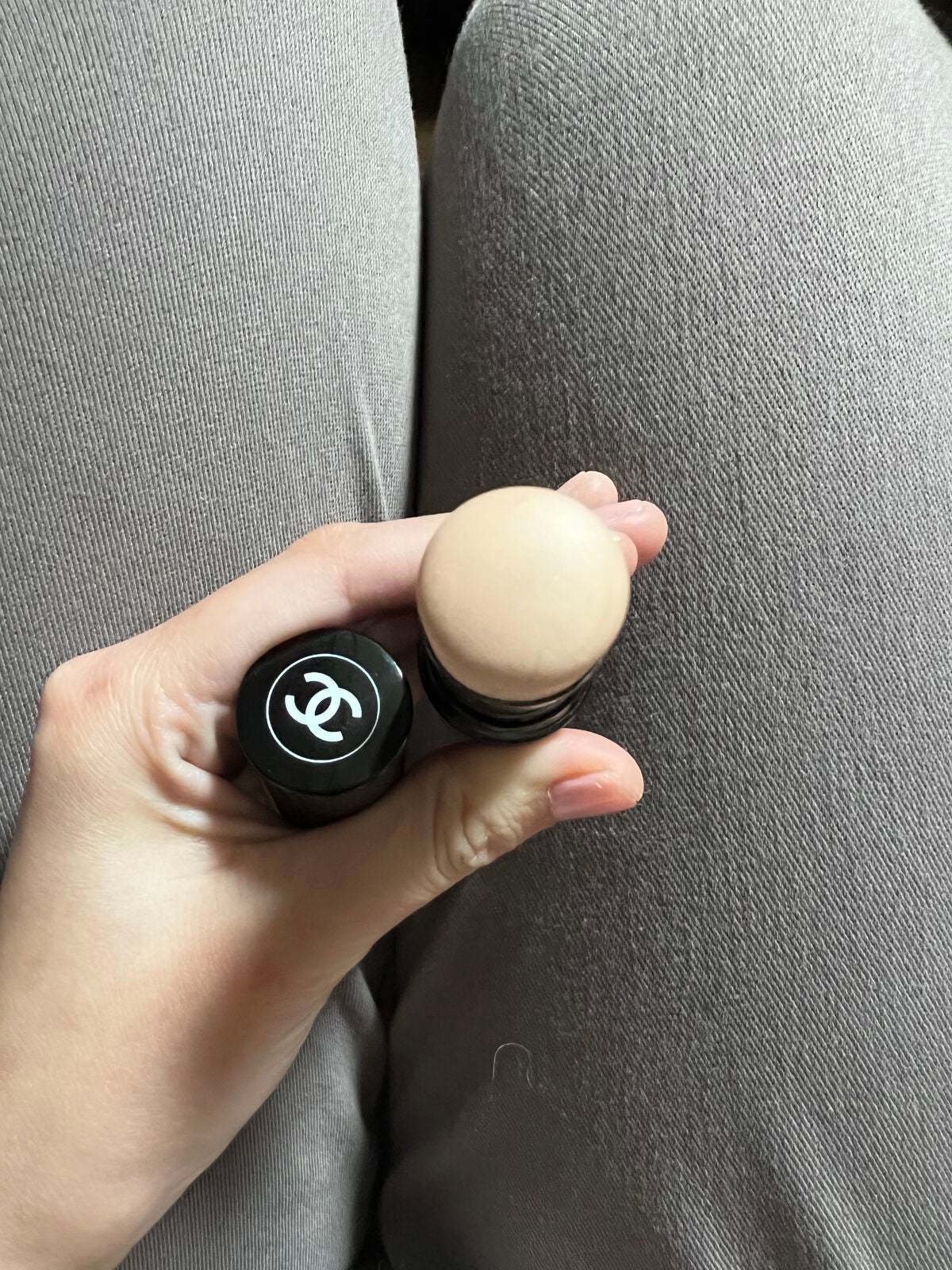 ボーム エサンシエル/CHANEL/スティックハイライトを使ったクチコミ(2枚目)