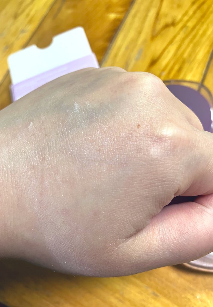 ステイフィクサーマルチカラーパウダー/wakemake/ルースパウダーを使ったクチコミ（3枚目）