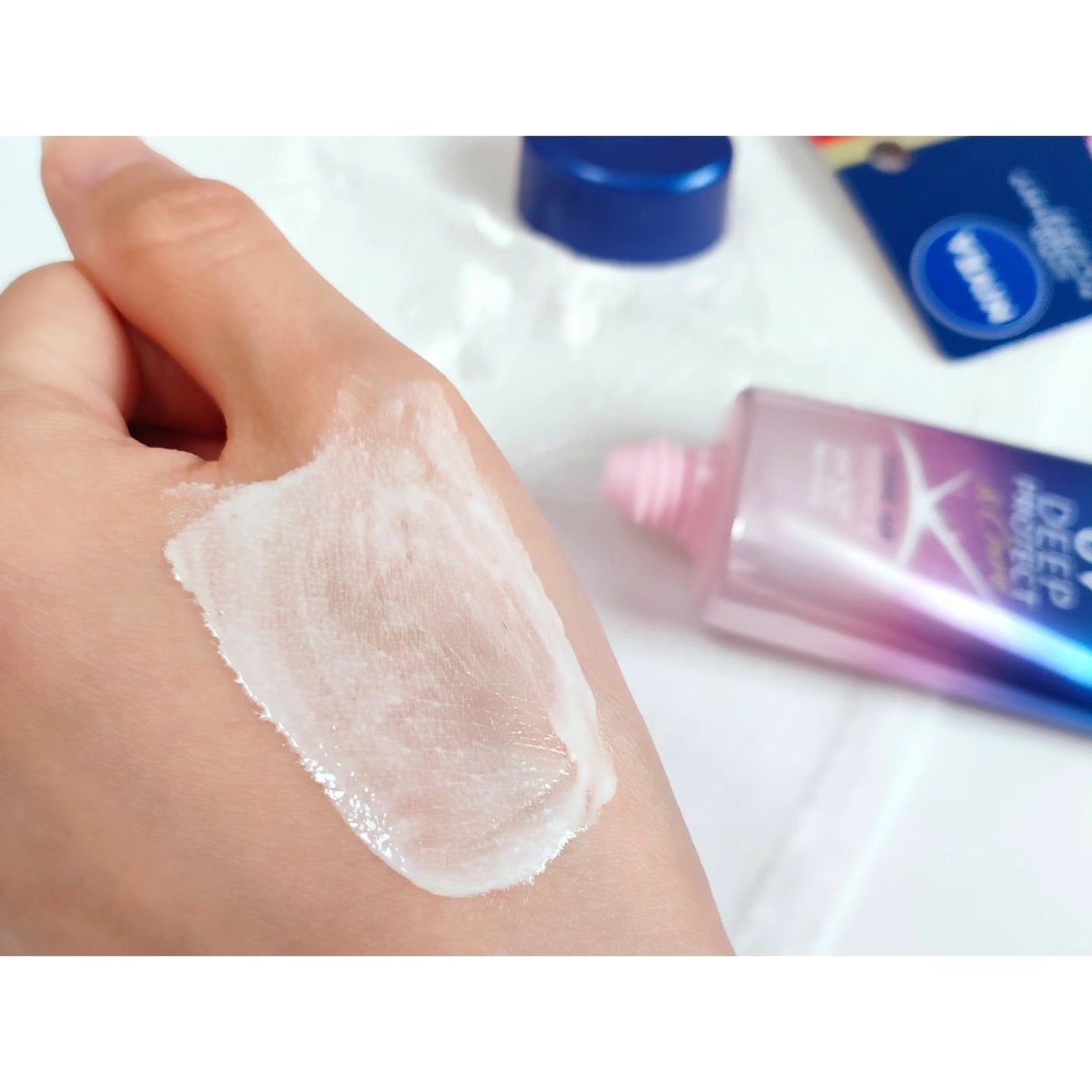 ニベアUV ディープ プロテクト&ケア トーンアップ エッセンス/ニベア/日焼け止めローションを使ったクチコミ(5枚目)