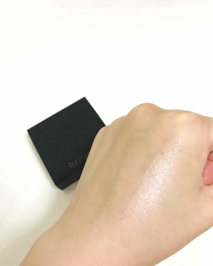 フェイスイルミネーター/ローラ メルシエ/パウダーハイライトを使ったクチコミ(2枚目)