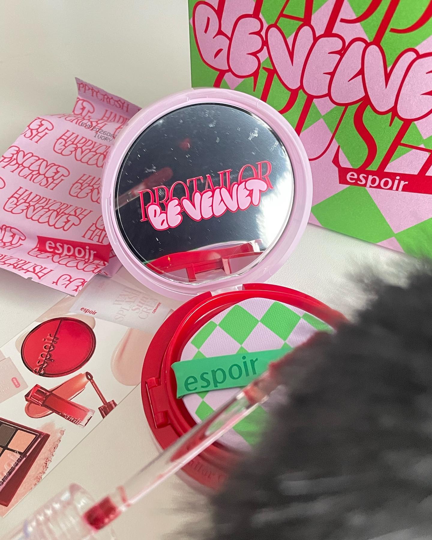 ====================
<ブランド>
espoir
====================
<特徴>
□スペシャルエディション
□HAPPちゃんという可愛いキャラ
□あの有名クッションの限定パケ
############