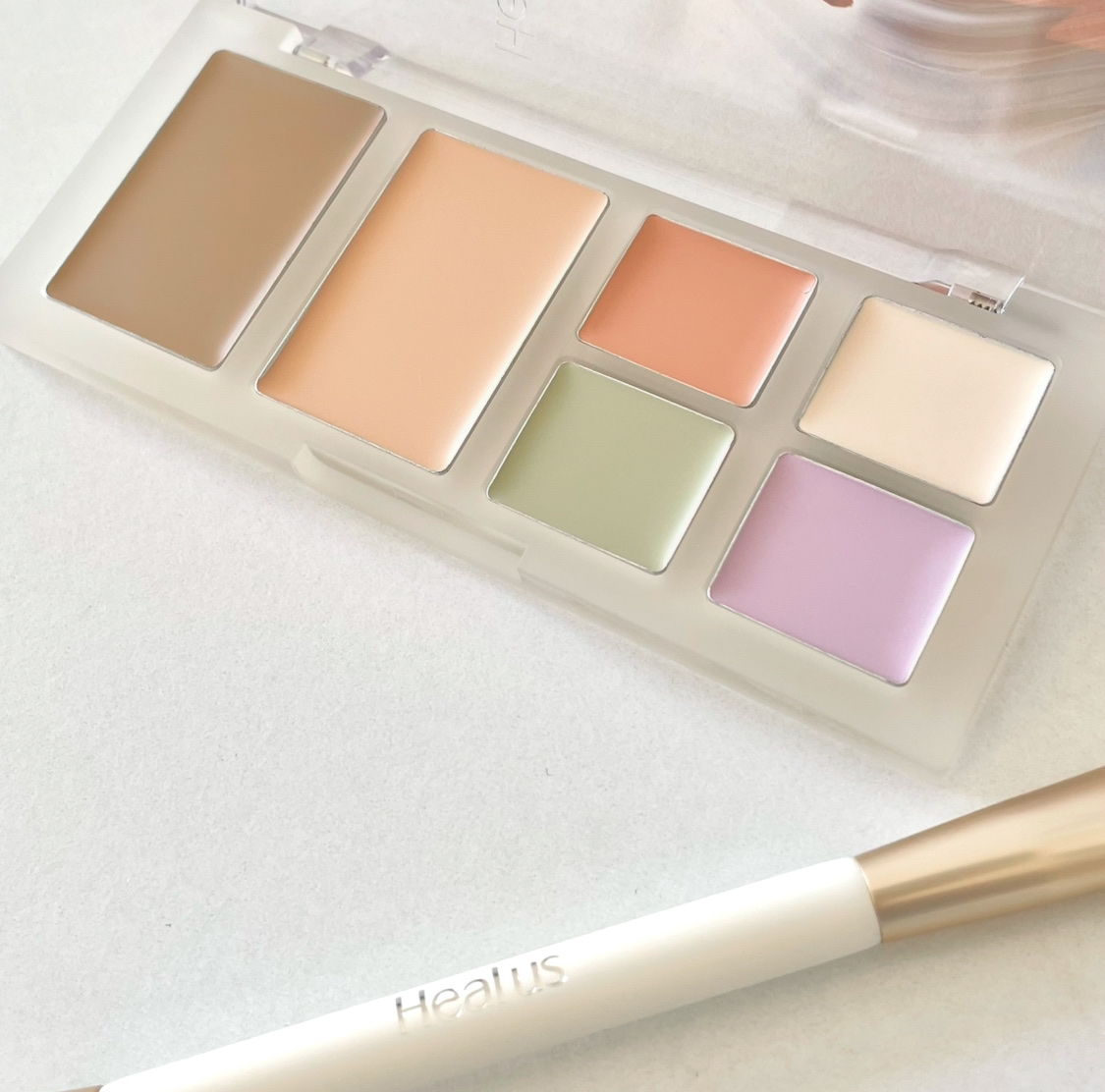 ブリージングコンシーラーパレット/Healus/パレットコンシーラーを使ったクチコミ（2枚目）