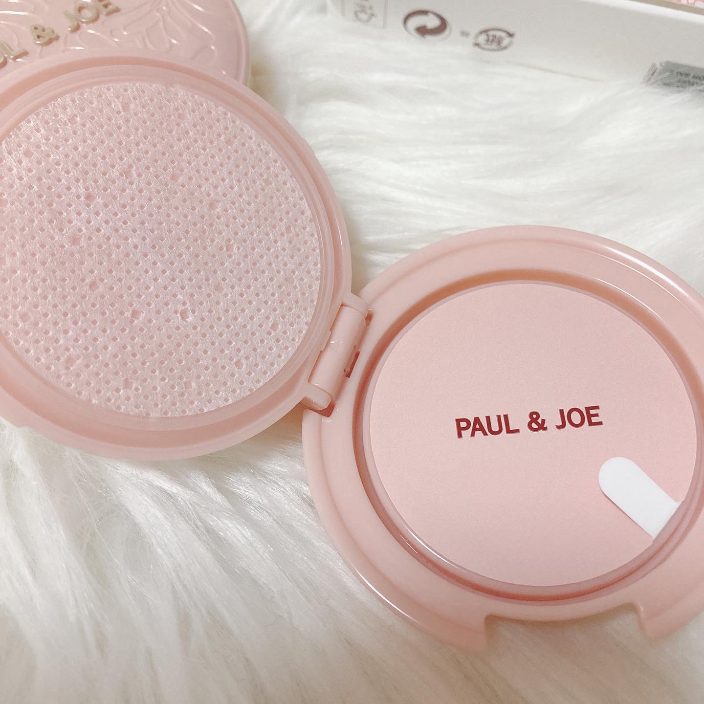 シースルー ヴェール コンパクト 01 肌の色をトーンアップして透明感を与えるライトカラー/PAUL & JOE BEAUTE/ファンデーションを使ったクチコミ（3枚目）