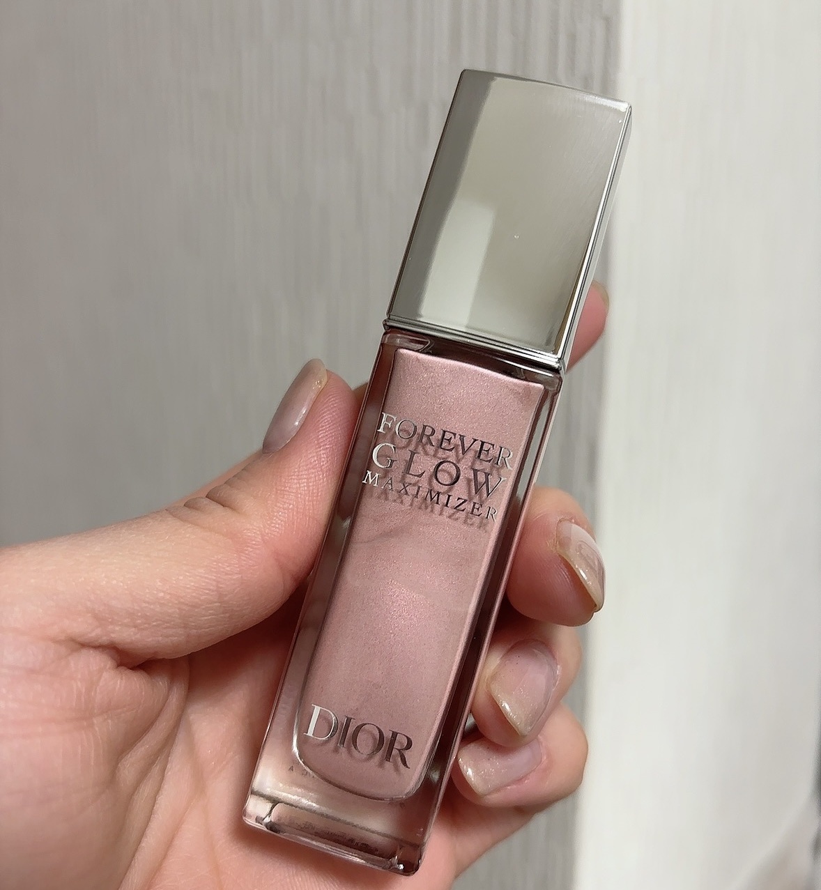 ディオールスキン フォーエヴァー グロウ マキシマイザー/Dior/ハイライトを使ったクチコミ（1枚目）