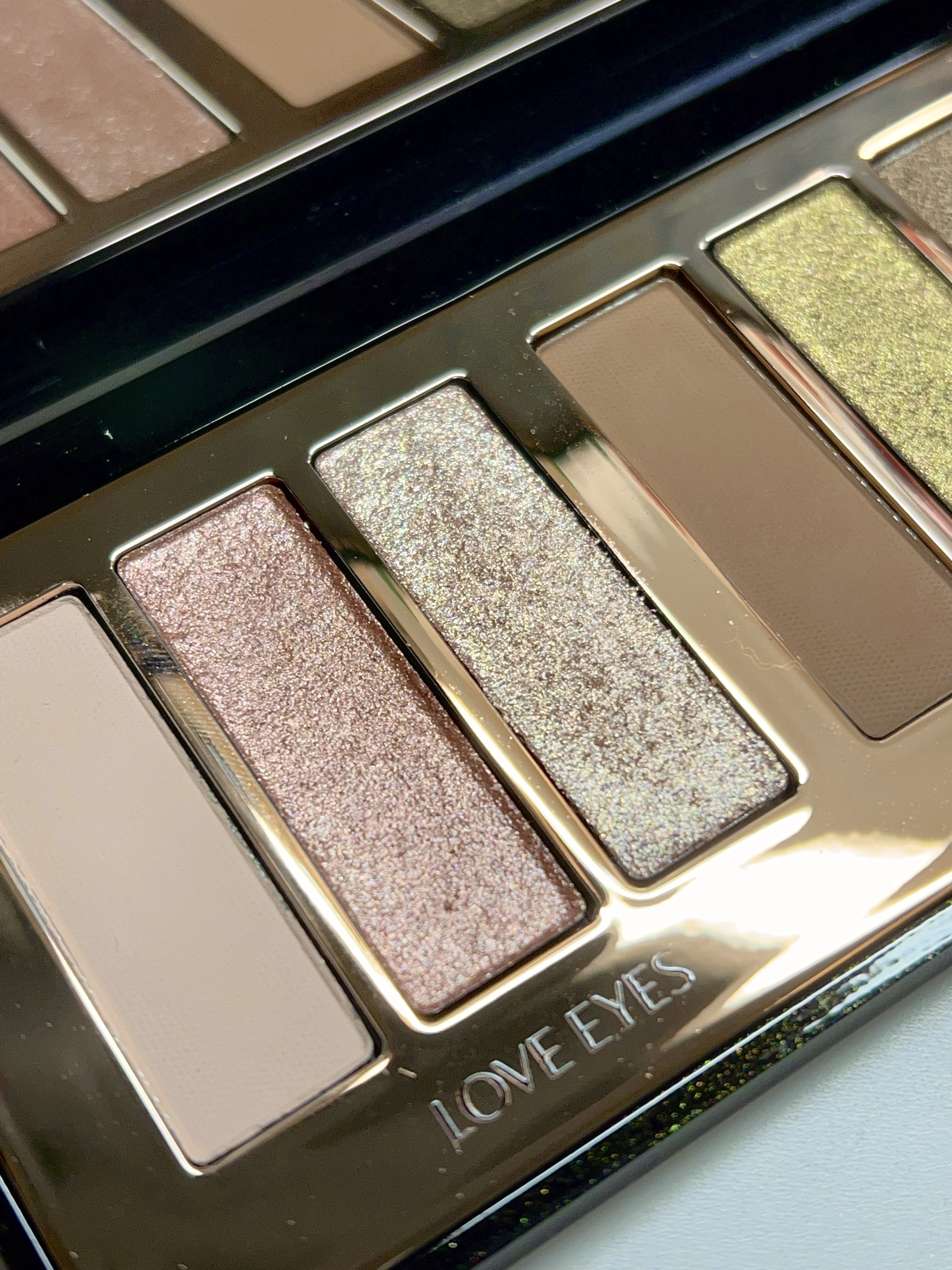 試してみた】Instant Eye Palette Charlotte Tilburyの人気色