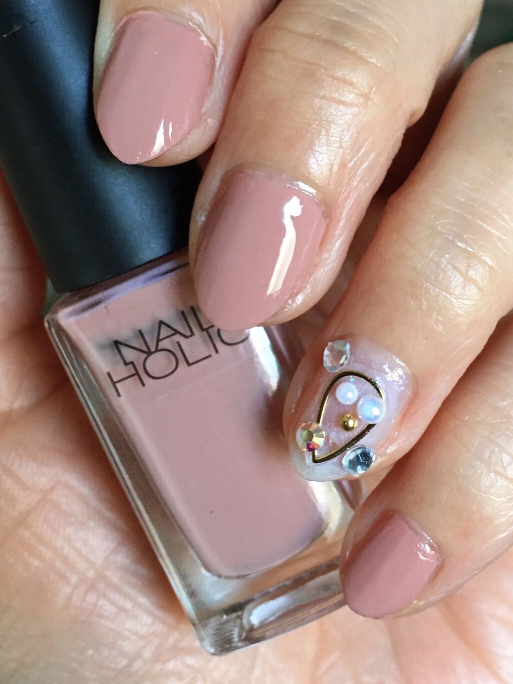 ネイルホリック Pinkish color BE816/ネイルホリック/マニキュアを使ったクチコミ（1枚目）