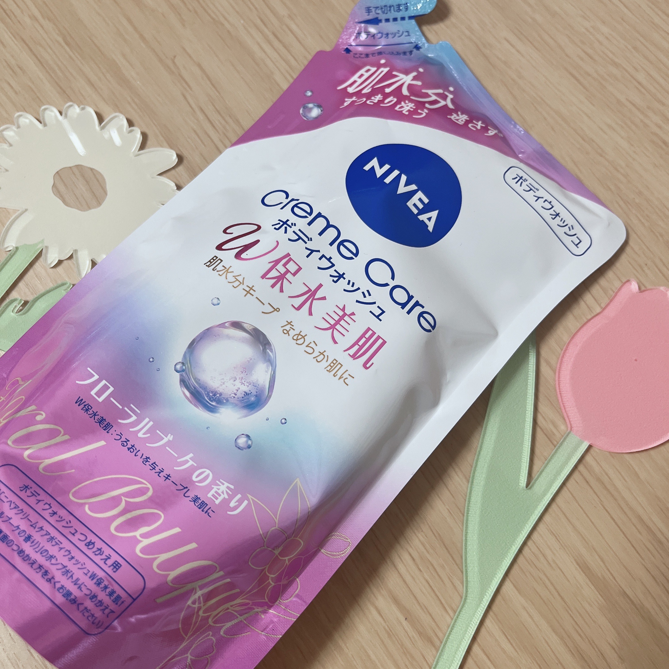 クリームケア ボディウォッシュ W保水美肌 フローラルブーケの香り 詰替用 350ml/ニベア/ボディソープを使ったクチコミ（1枚目）