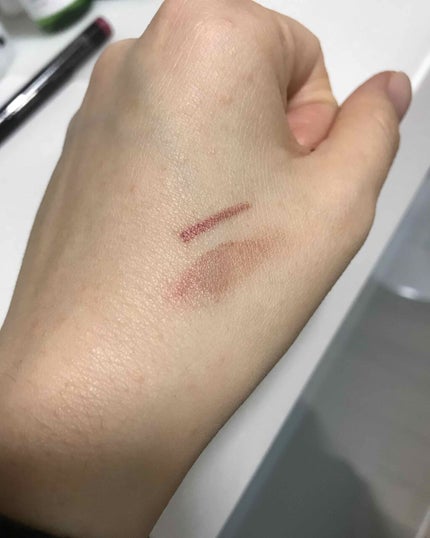 キャビアスティック アイカラー/ローラ メルシエ/スティックアイシャドウを使ったクチコミ(2枚目)