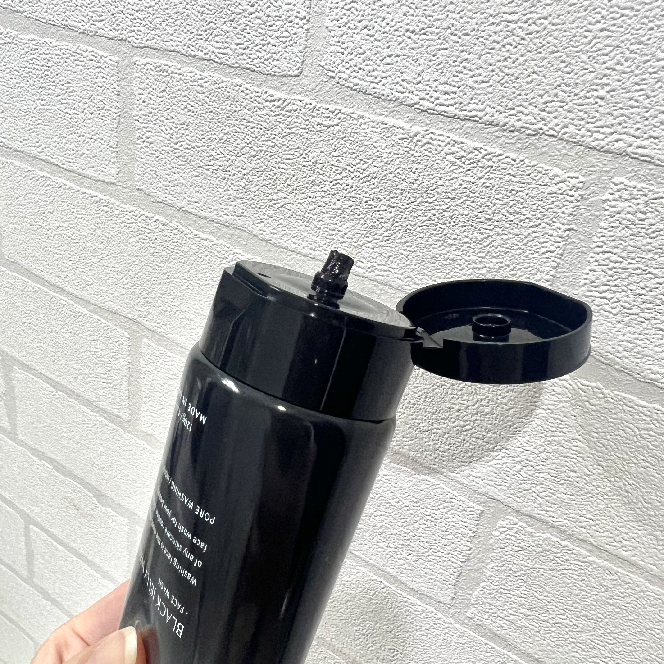 BLACK JELLY WASH（ブラックジェリーウォッシュ）/PLUEST/その他洗顔料を使ったクチコミ（2枚目）