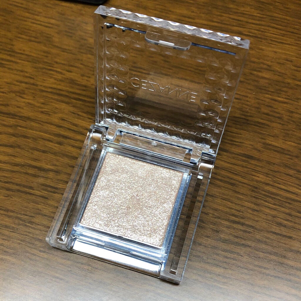 シングルカラーアイシャドウ/CEZANNE/単色アイシャドウを使ったクチコミ(2枚目)