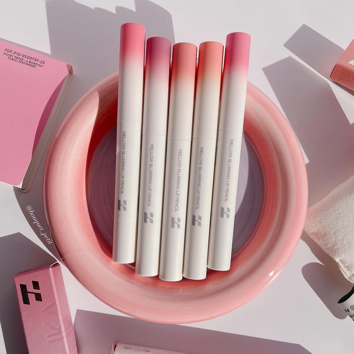 メロウブラーリングリップペンシル/HOLIKA HOLIKA/リップライナーを使ったクチコミ（2枚目）