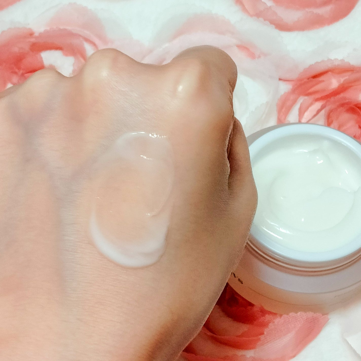 ペプチドハイドレーティングクリーム/favs/フェイスクリームを使ったクチコミ(3枚目)