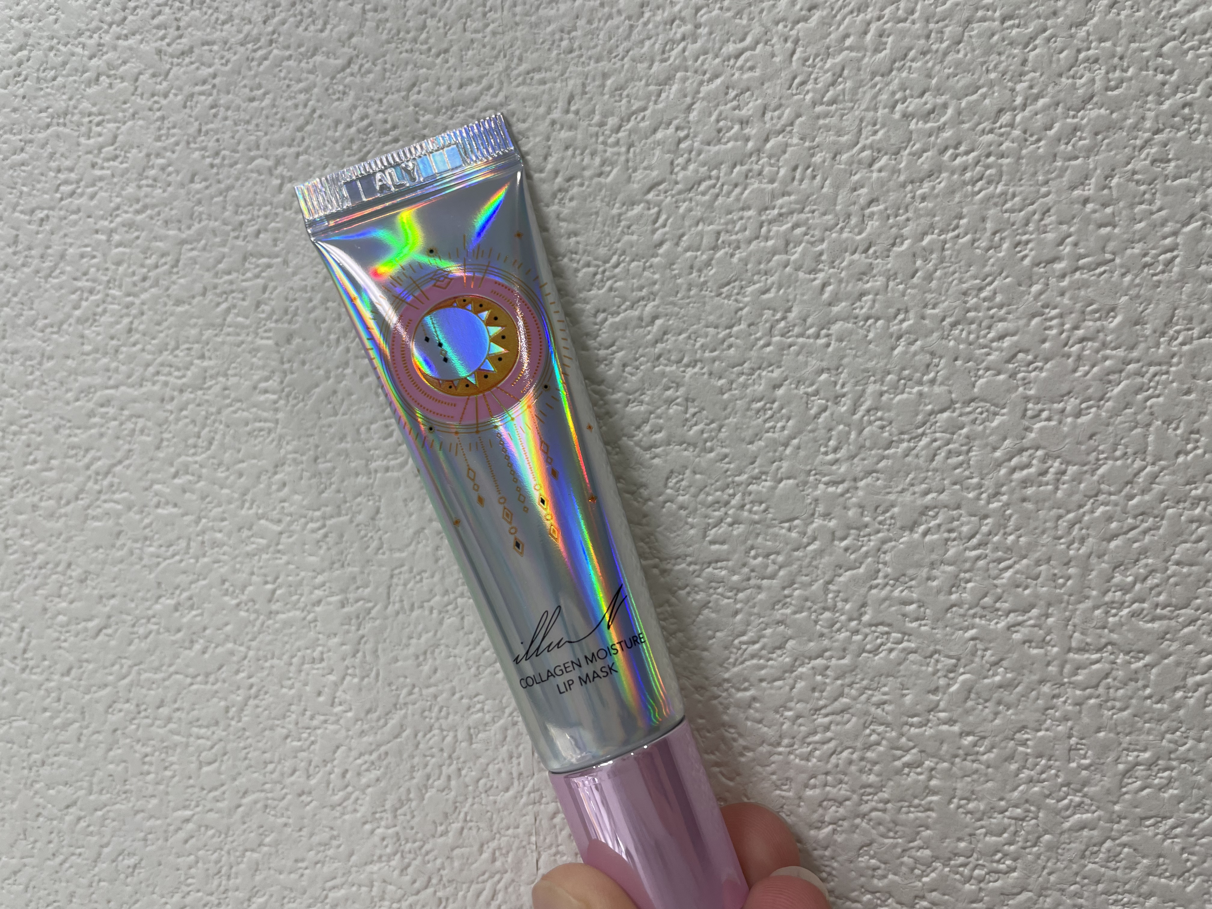 イリュン コラーゲンモイスチャーリップマスク/illuN/リップマスクを使ったクチコミ（2枚目）