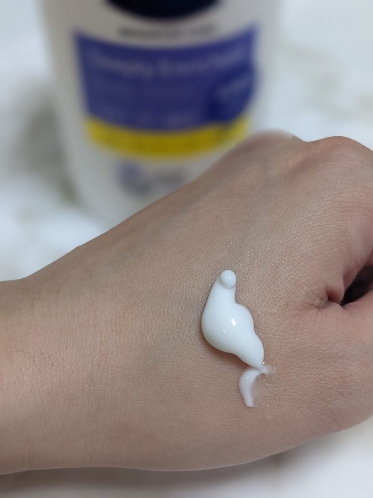 ディープリーエンリッチド ボディローション フローラルラベンダーの香り/ヴァセリン/ボディローションを使ったクチコミ(2枚目)