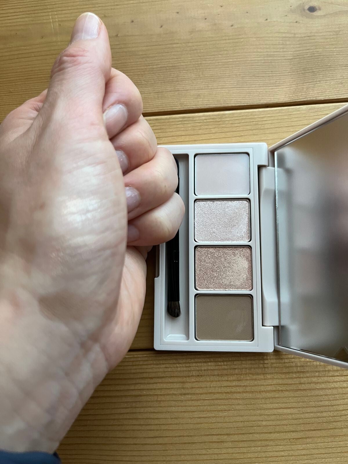 足しパレ/Fujiko/アイシャドウパレットを使ったクチコミ(2枚目)