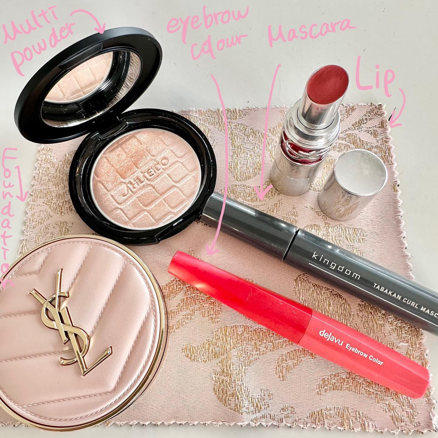 YSL ラブシャイン キャンディグレーズ/YVES SAINT LAURENT BEAUTE/口紅を使ったクチコミ（2枚目）