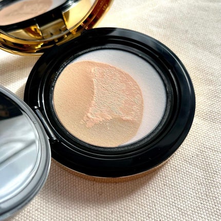 ラディアント タッチ グロウパクト/YVES SAINT LAURENT BEAUTE/クッションファンデーションを使ったクチコミ(4枚目)