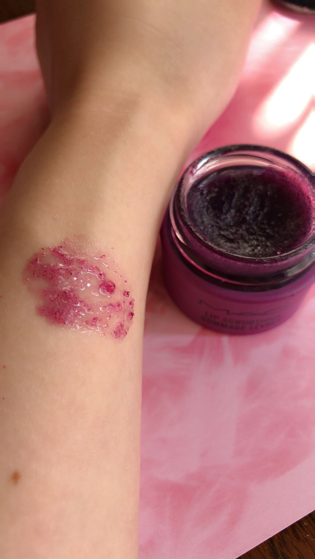 リップ スクラブシャス/M・A・C/リップスクラブを使ったクチコミ（2枚目）