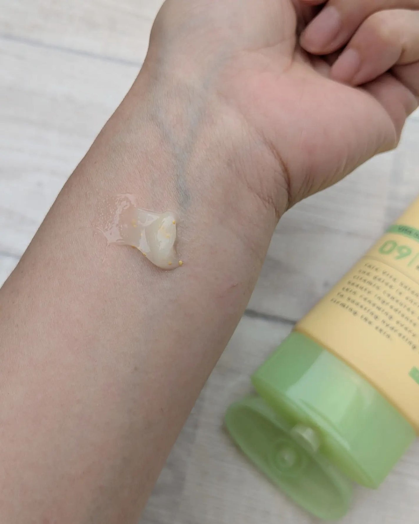 ビタバランス オールインワンジュレ/.akaran/オールインワン化粧品を使ったクチコミ(2枚目)