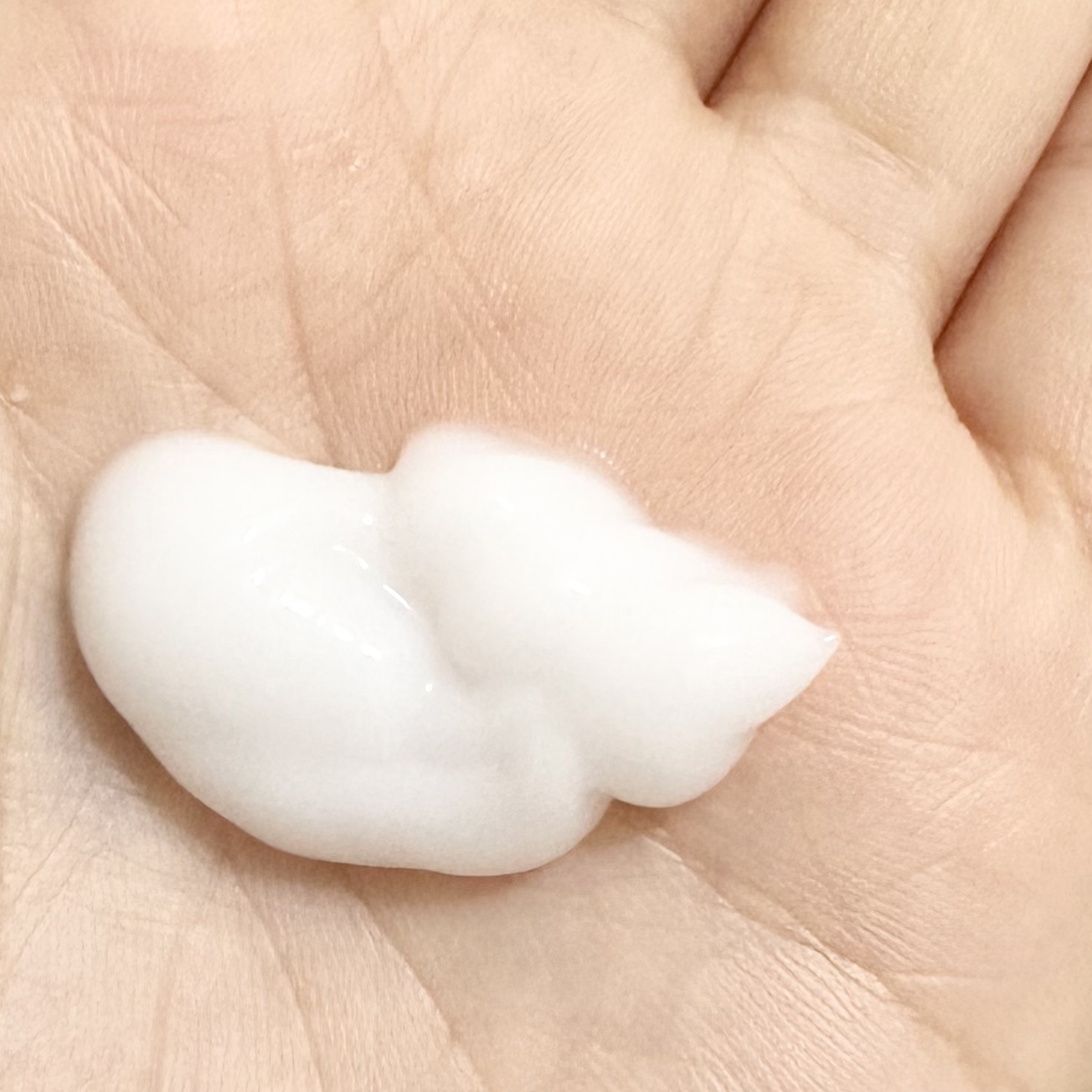 エッセンスインヘアミルク/オルビス/ヘアミルクを使ったクチコミ（2枚目）