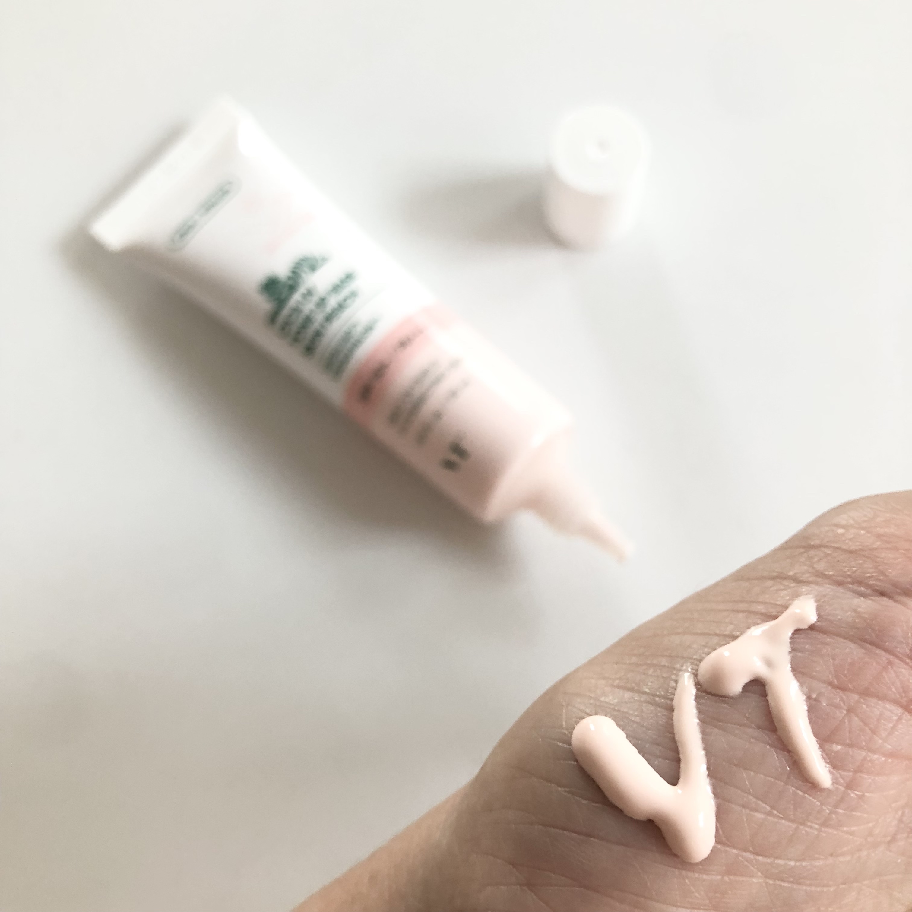 CICA UVトーンアップベース スキンピーチ/VT/化粧下地を使ったクチコミ（2枚目）