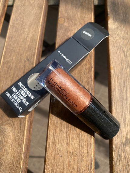 ダズルシャドウ リキッド/M・A・C/リキッドアイシャドウを使ったクチコミ(1枚目)