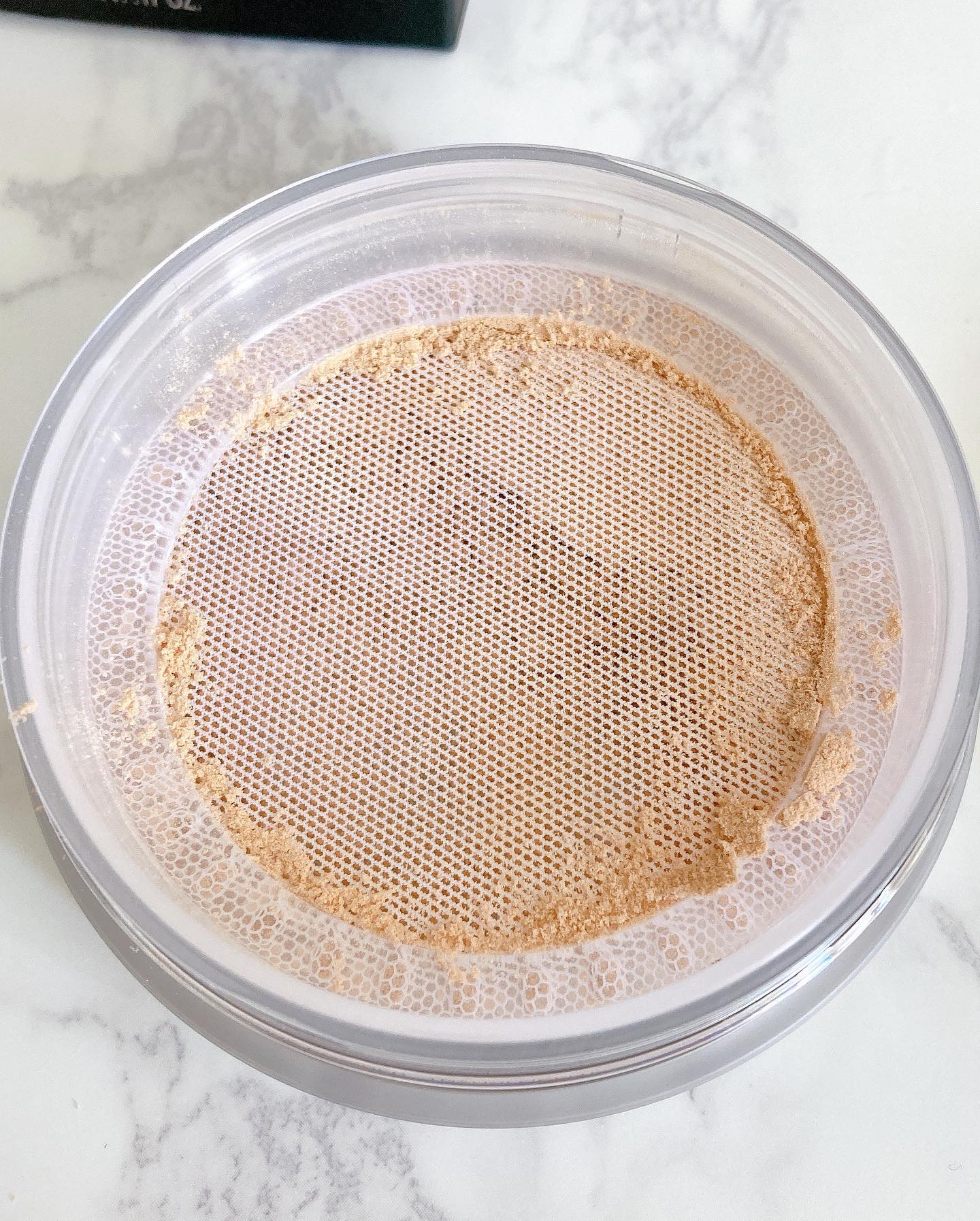 インビジブル エッセンス ルースパウダー トランスルーセント /ADDICTION/ルースパウダーを使ったクチコミ（3枚目）