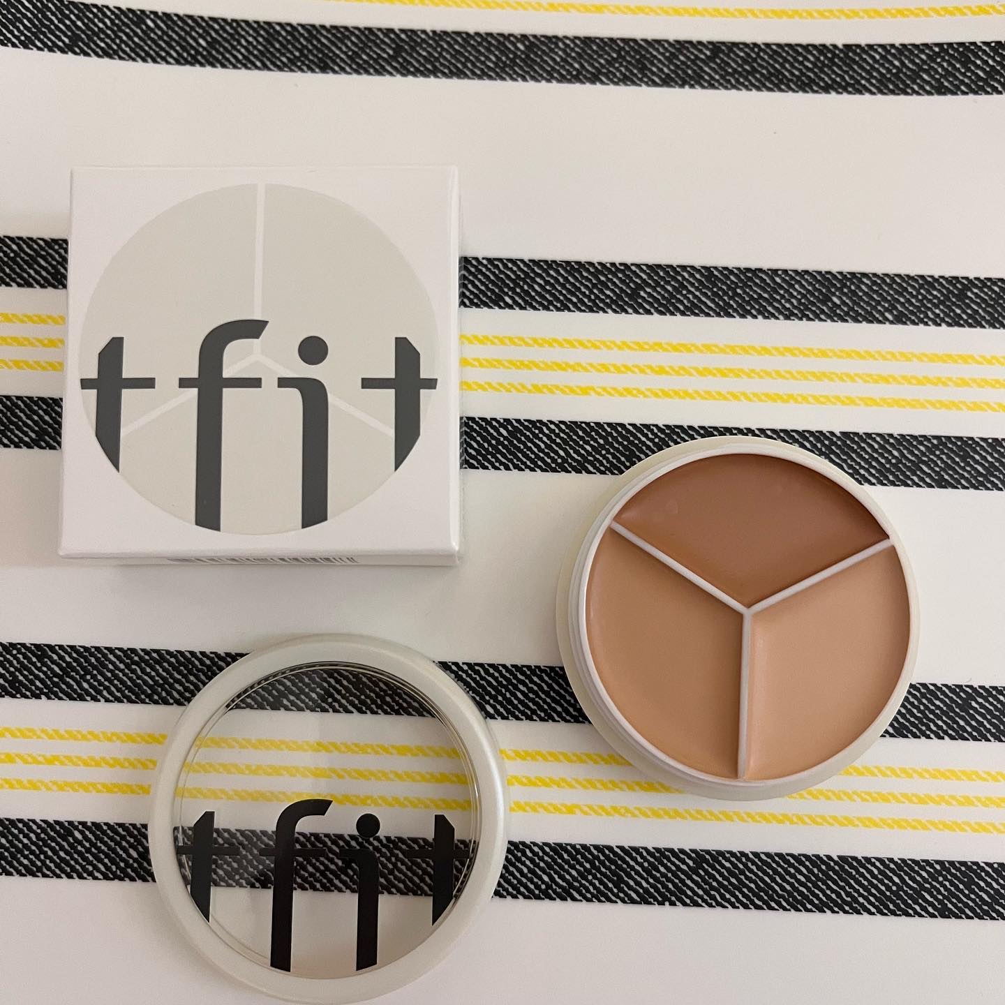 カバーアッププロコンシーラー/TFIT/パレットコンシーラーを使ったクチコミ（3枚目）