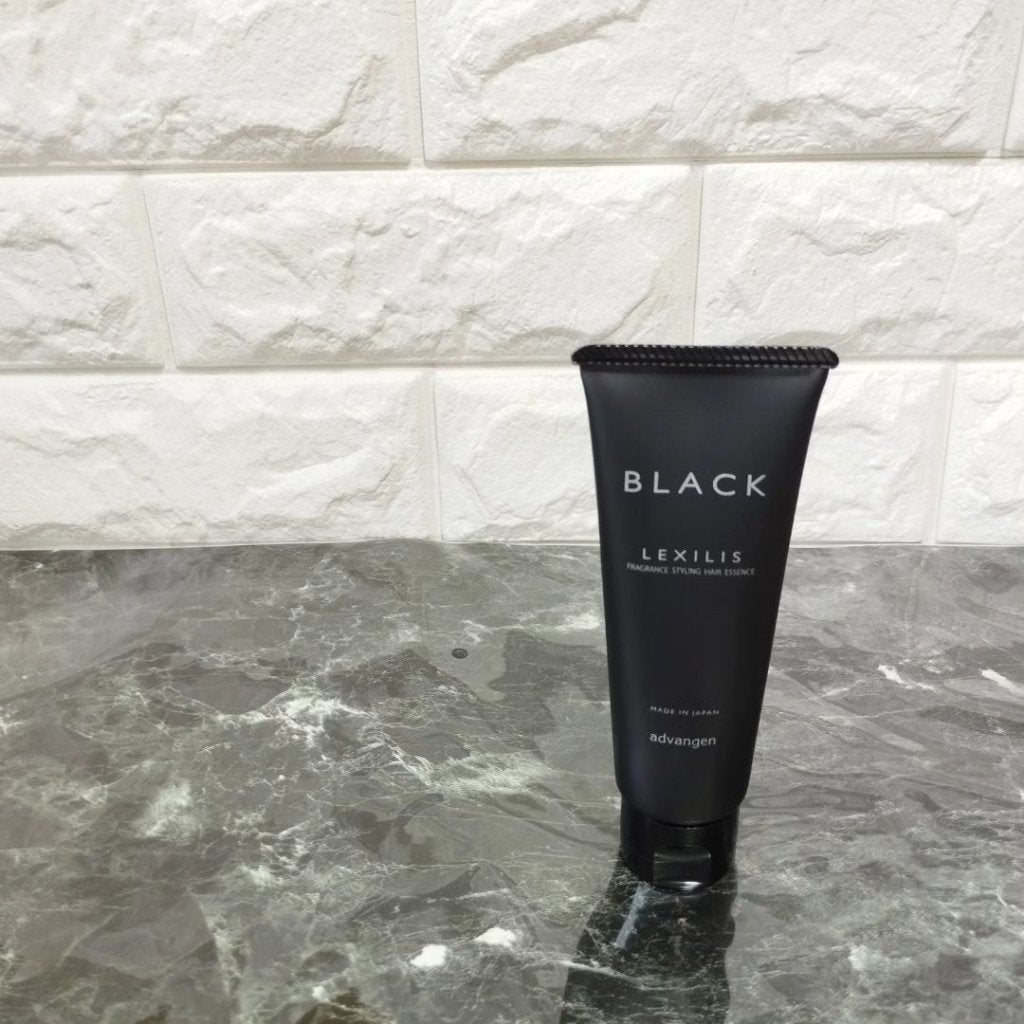 ブラック フレグランス スタイリング ヘアエッセンス/LEXILIS/アウトバストリートメントを使ったクチコミ(7枚目)