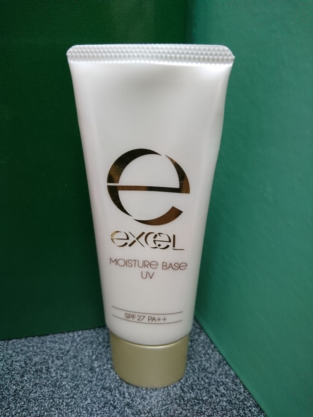 モイスチュアベース UV N/excel/化粧下地を使ったクチコミ(1枚目)