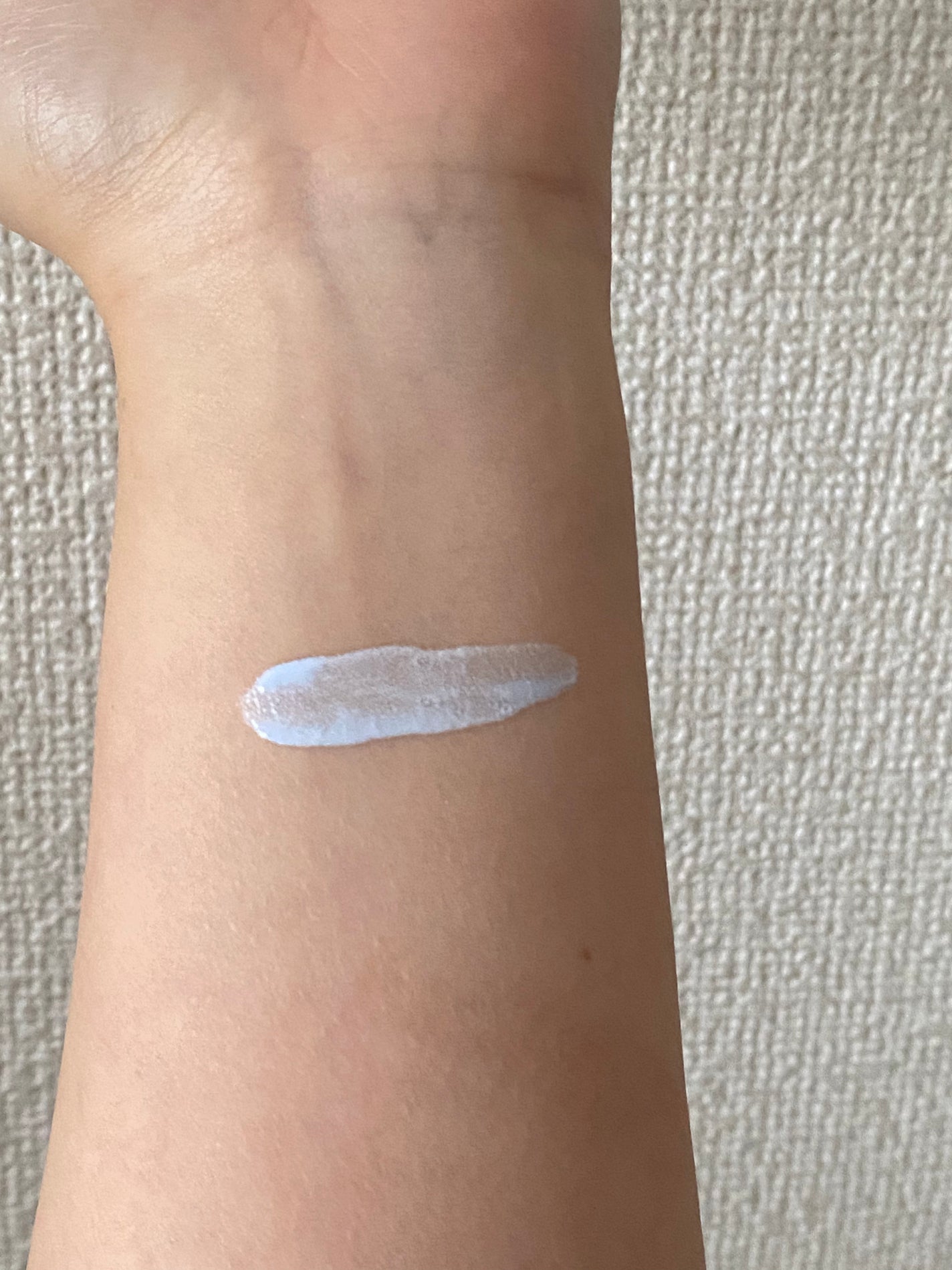 プリズム・リーブル・スキンケアリング・コレクター/GIVENCHY/化粧下地を使ったクチコミ(5枚目)