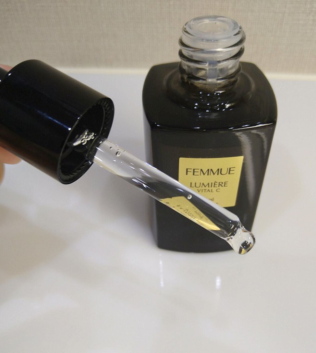 ルミエール ヴァイタルC/FEMMUE/ブースター・導入液を使ったクチコミ(2枚目)