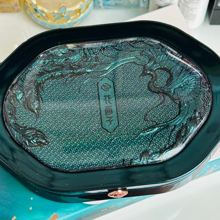 星宿彫刻 4色パレット/花西子/マルチパレットを使ったクチコミ(2枚目)