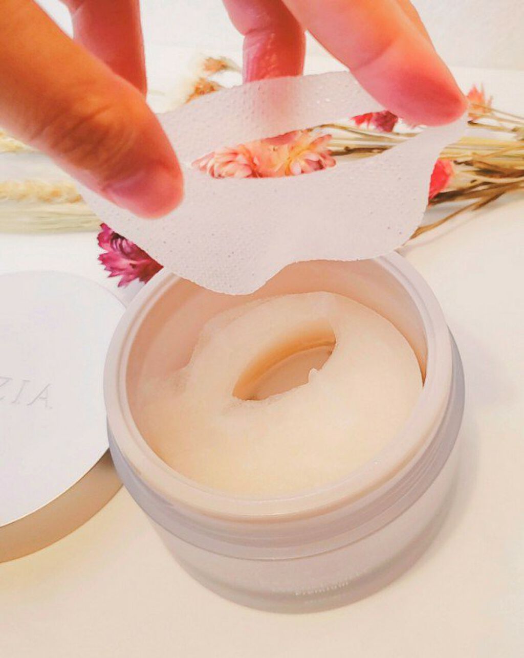 ビューティーアイズ エッセンスシート プレミアム/AXXZIA/アイケア・アイクリームを使ったクチコミ(3枚目)