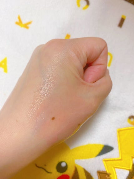 モイストピュアカラーリップ/ニベア/リップクリームを使ったクチコミ(2枚目)