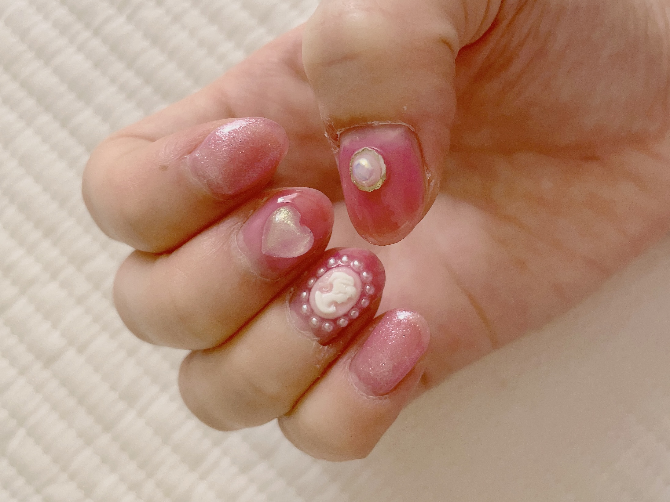 BRG ジェルネイル 24 ローズピンク/DAISO/ジェルネイルを使ったクチコミ（2枚目）