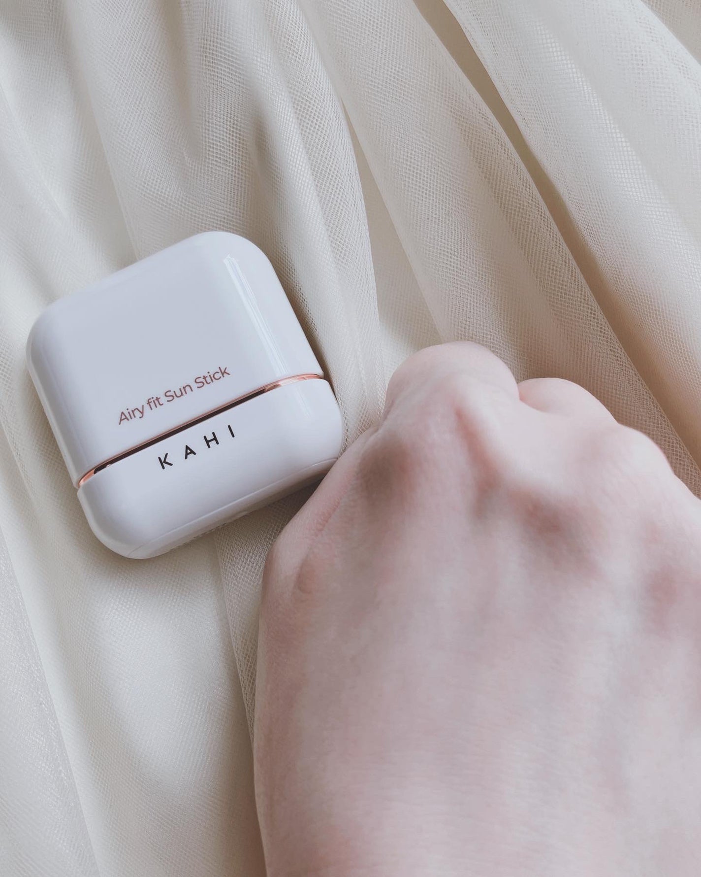 エアリーフィットサンスティック/KAHI/日焼け止めスティックを使ったクチコミ(4枚目)