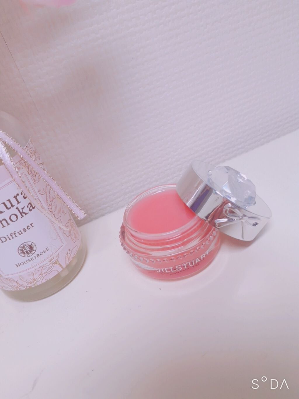 ジルスチュアート リラックス メルティ リップバーム/JILL STUART/リップケアを使ったクチコミ（2枚目）