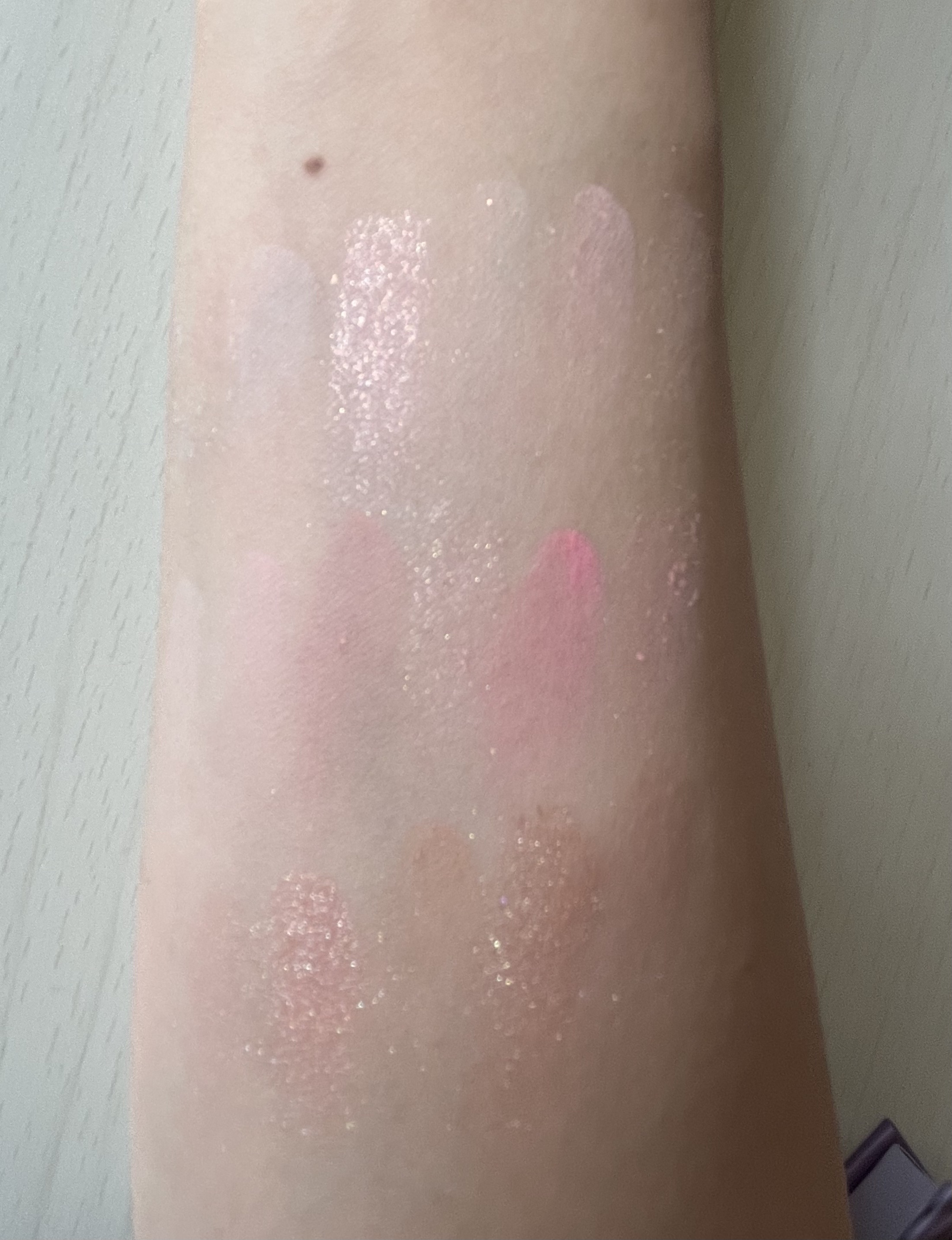 シャドウパレット 23 サマーコーラル/dasique/アイシャドウパレットを使ったクチコミ（2枚目）