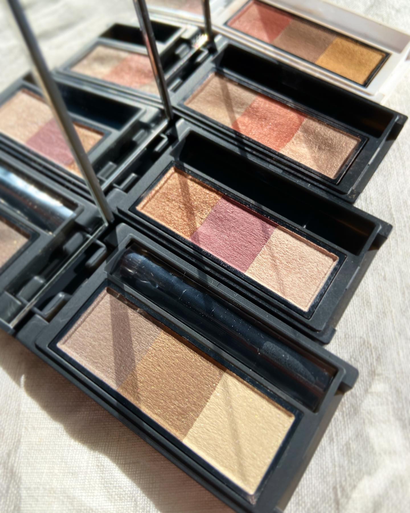 セルヴォーク インディケイトアイブロウパウダー/Celvoke/パウダーアイブロウを使ったクチコミ（1枚目）