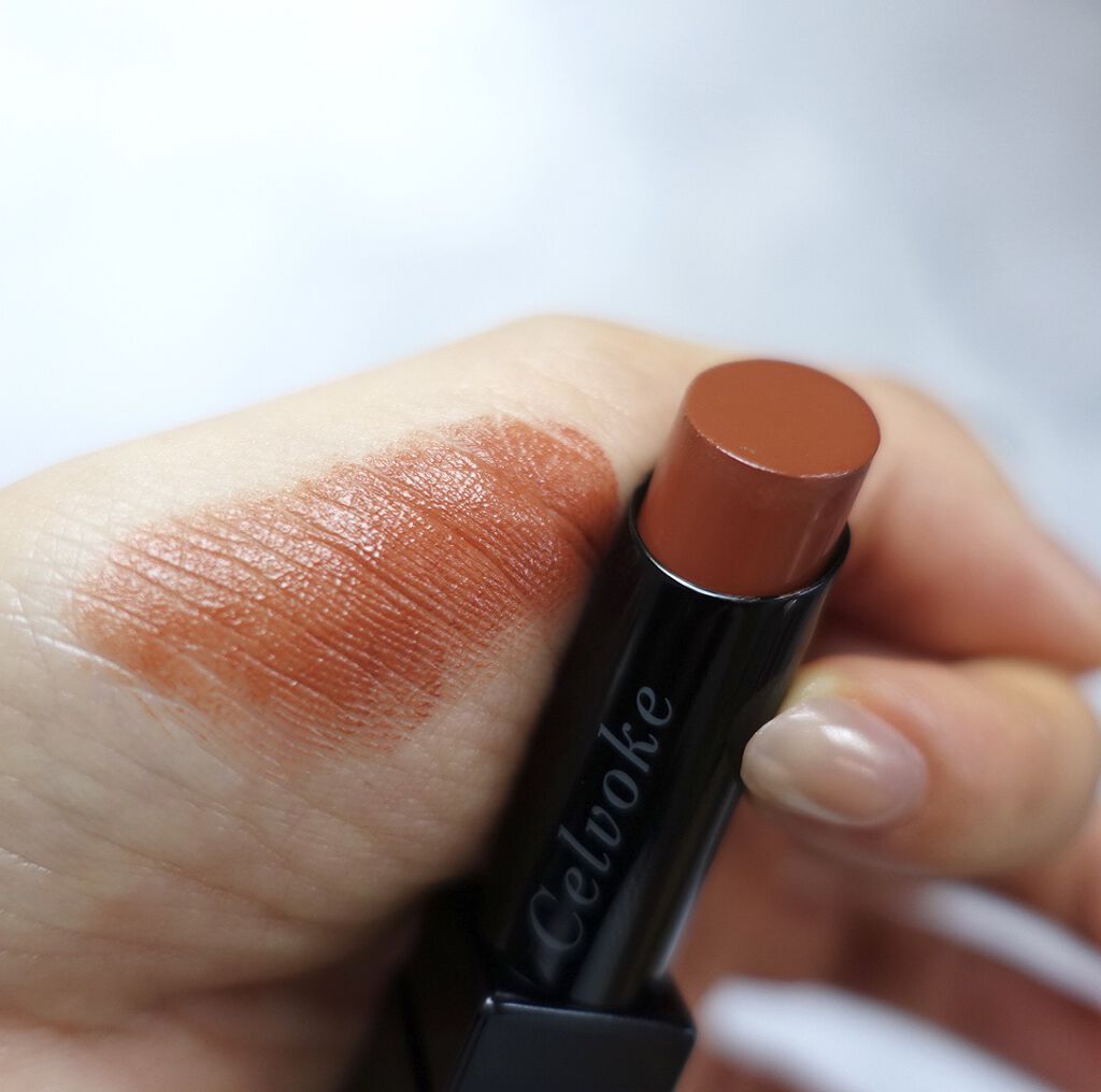 リベレイティッドマットリップス 04:ブリックブラウン/Celvoke/口紅を使ったクチコミ（3枚目）