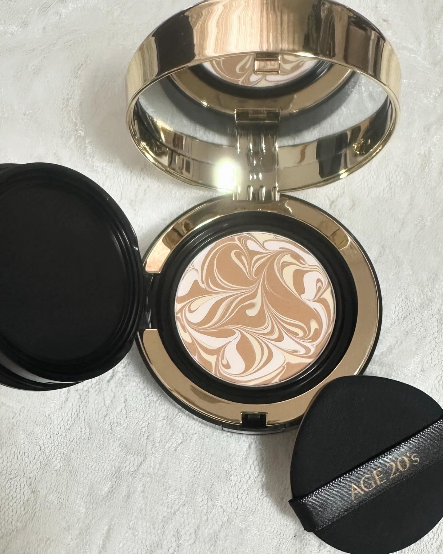 SIGNATURE ESSENCE COVER PACT　 インテンスカバー(23号)/AGE20’s/クリーム・エマルジョンファンデーションを使ったクチコミ（2枚目）