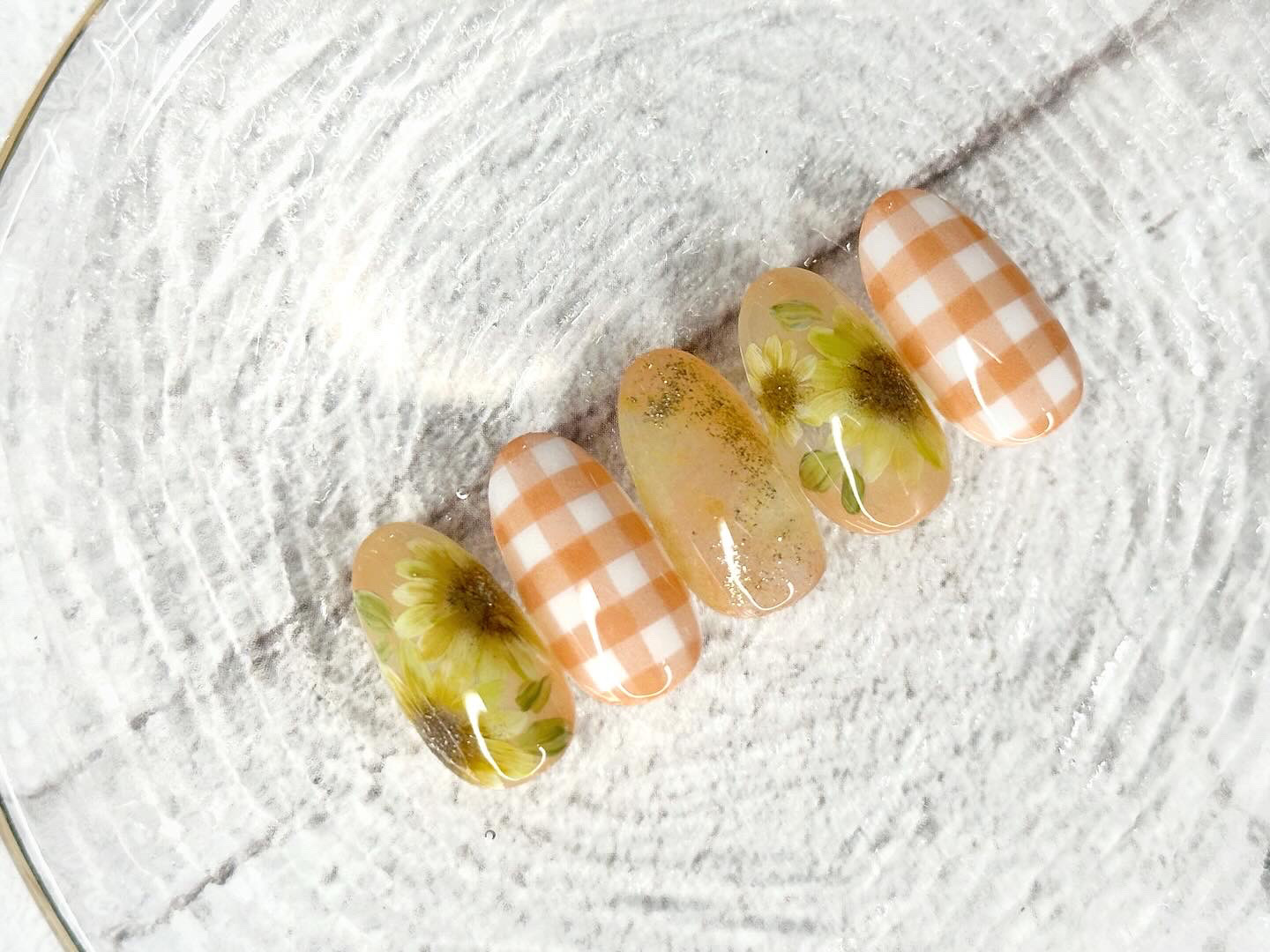 Flower art colour/ARKEY TOKYO/ジェルネイルを使ったクチコミ（2枚目）