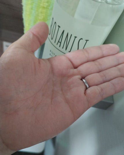 ボタニカルボディーソープ(モイスト)/BOTANIST/ボディソープを使ったクチコミ(3枚目)