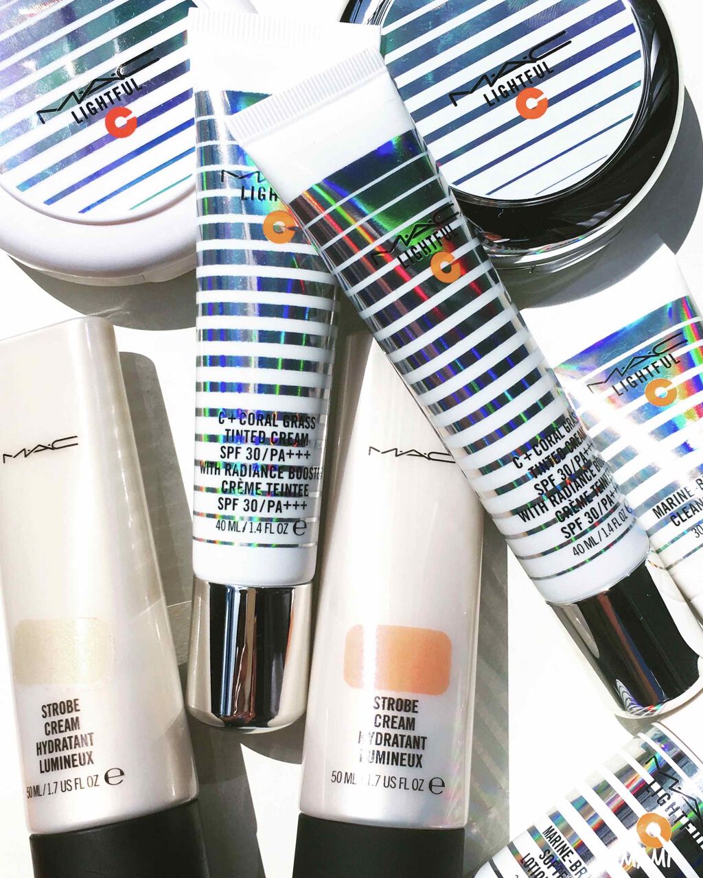 ライトフル C+ SPF 50 クイック フィニッシュ クッション コンパクト/M・A・C/クッションファンデーションを使ったクチコミ（1枚目）