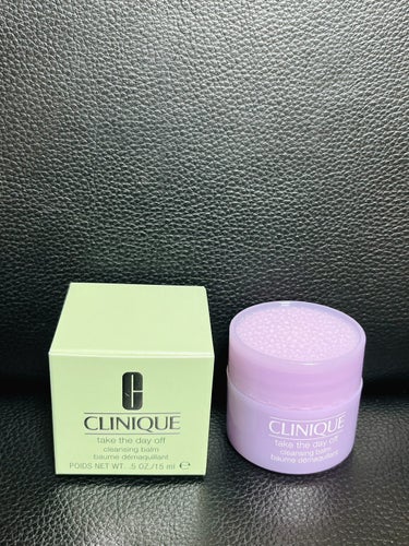 CLINIQUE テイク ザ デイ オフ クレンジング バームのクチコミ「クリニーク  
テイク ザ デイ オフ クレンジング バーム

白色のバームで体温で瞬時にオイ.....」（1枚目）