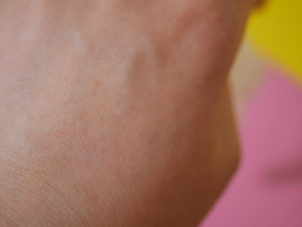 クレ・ド・ポー ボーテ オーミセラー デマキアントヴィサージュのクチコミ「潤い残る拭き取り！

最近、リニューアルされたとのことで購入。

拭き取りのクレンジングは、落.....」（3枚目）