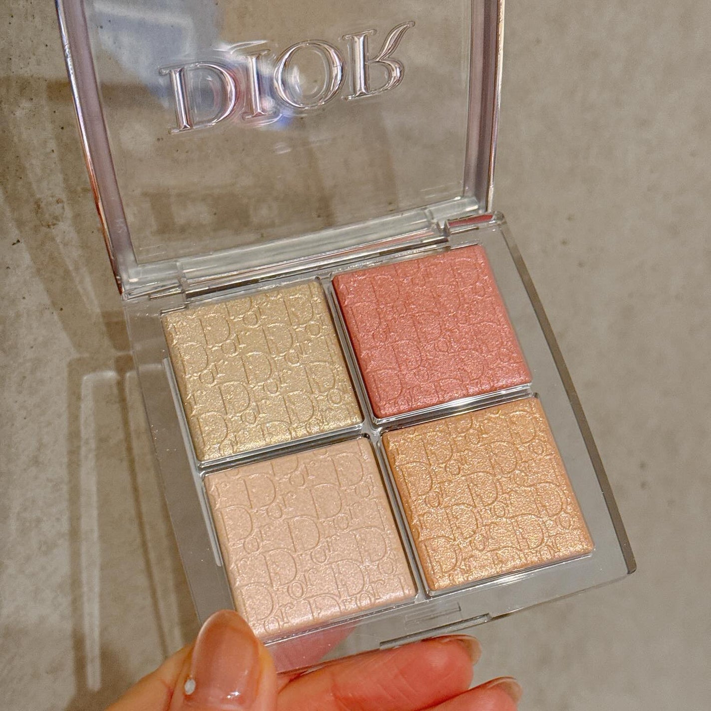 ディオール バックステージ フェイス グロウ パレット/Dior/ハイライトを使ったクチコミ(2枚目)